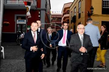  Telde con el empresario Grisaleña en la lectura del pregón de Santiago 2018 (Foto Antonio Alí)